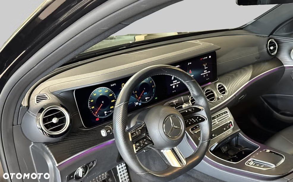 Mercedes-Benz Klasa E 300 de 9G-TRONIC - 15