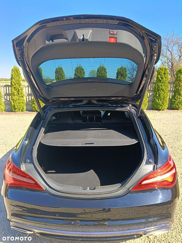 Mercedes-Benz CLA 200 7G-DCT AMG Line - 31