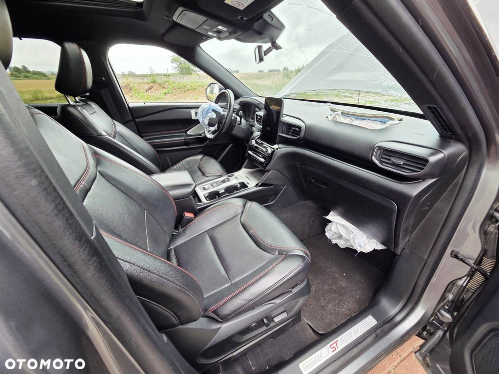 Ford Explorer 3.0 EcoBoost PHEV 4WD ST-Line - 18