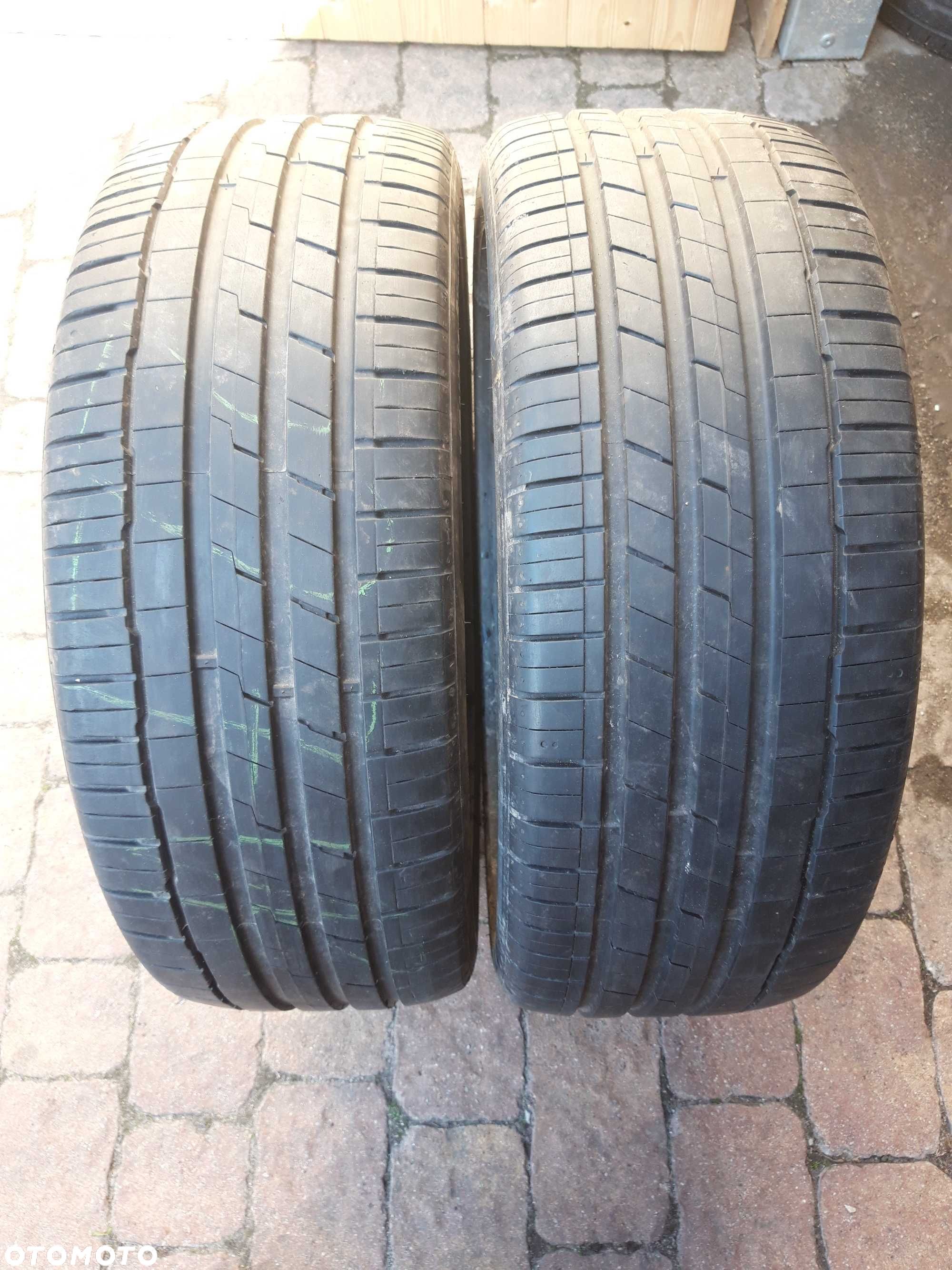 235/45/20 100Y Hankook Ventus S1 EVO3 SUV - 1