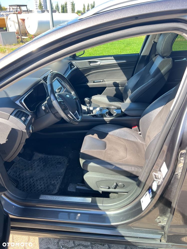 Ford Mondeo 2.0 TDCi Titanium - 14