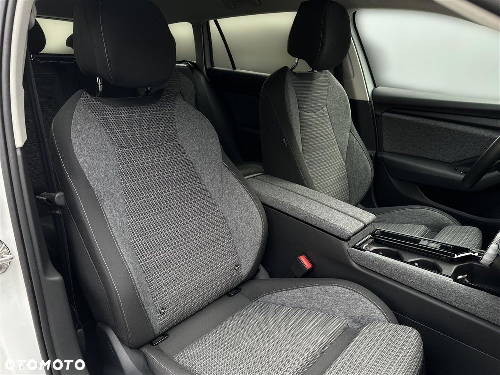 Skoda Superb 2.0 TDI SCR 4x4 Selection DSG - 33