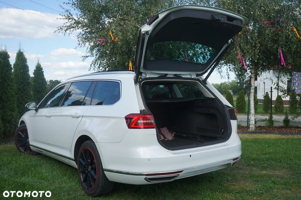Volkswagen Passat 2.0 TDI Bi-Turbo BMT 4Mot Highline DSG - 12
