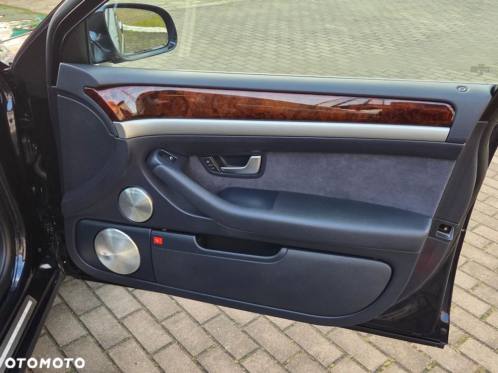 Audi A8 4.2 FSI Quattro - 29