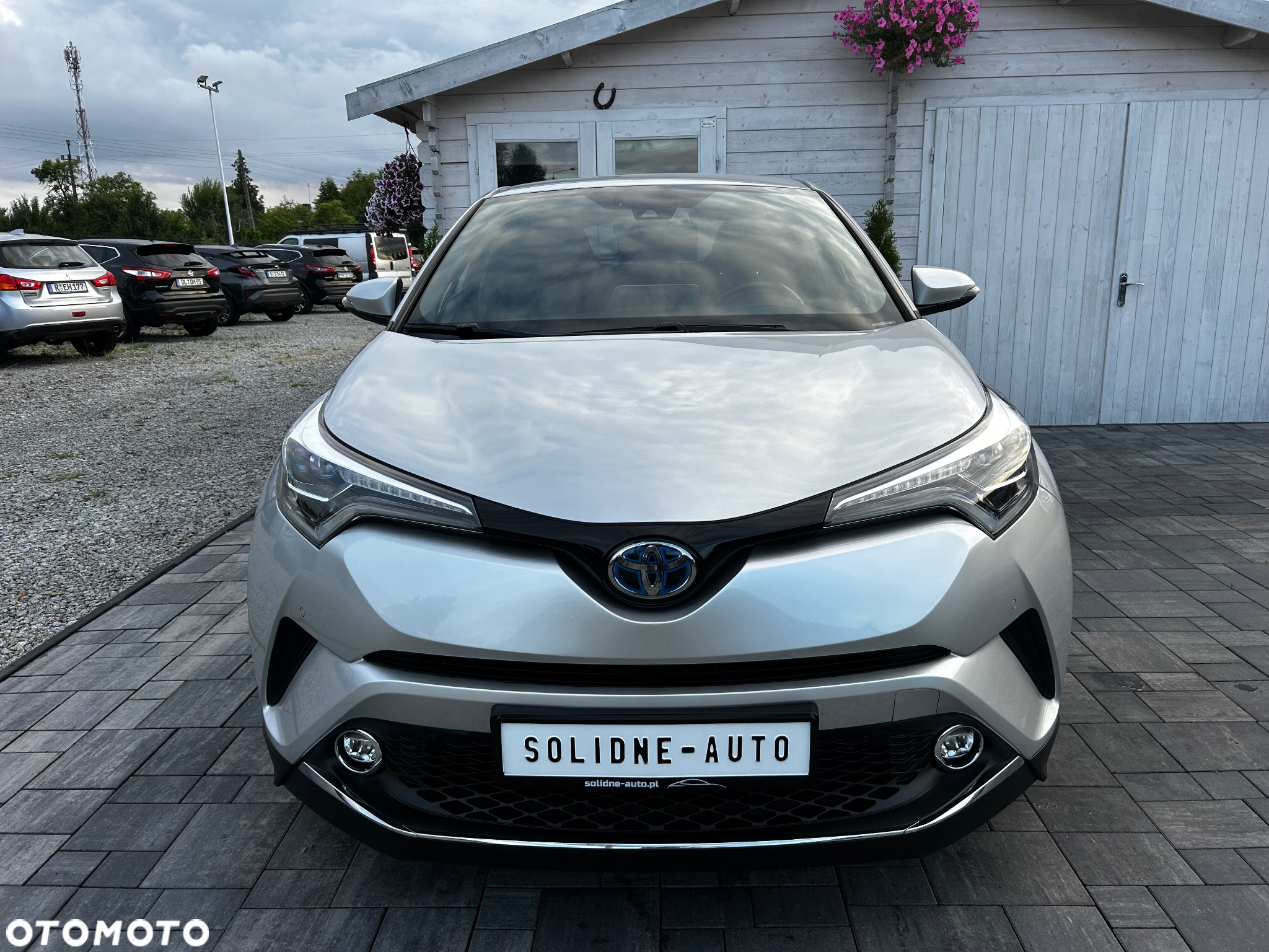 Toyota C-HR Hybrid Lounge - 2