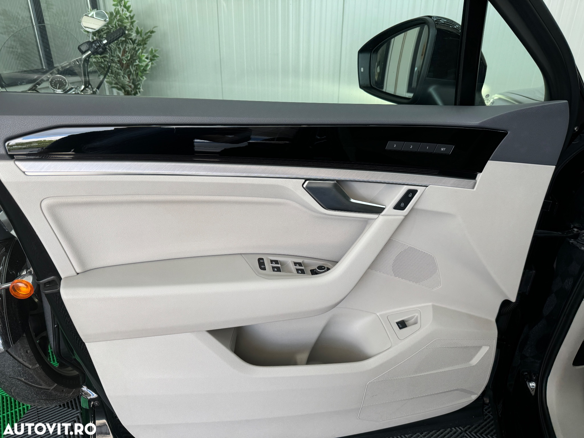 Volkswagen Touareg V6 TDI Elegance - 26