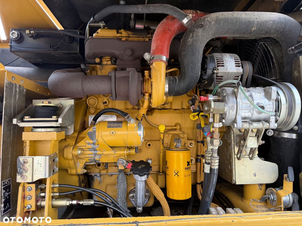 Caterpillar M315C - 16