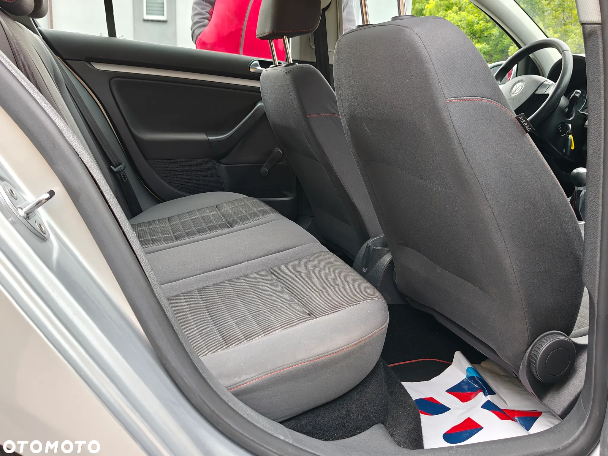 Volkswagen Golf 1.6 Comfortline - 8