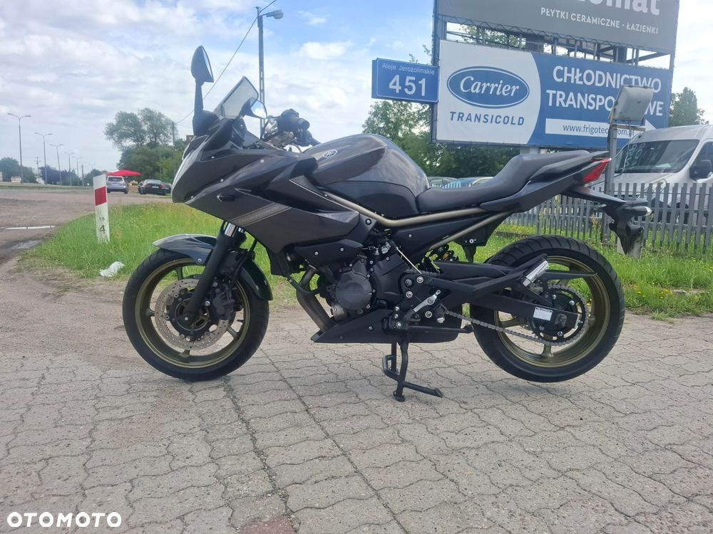 Yamaha XJ - 2