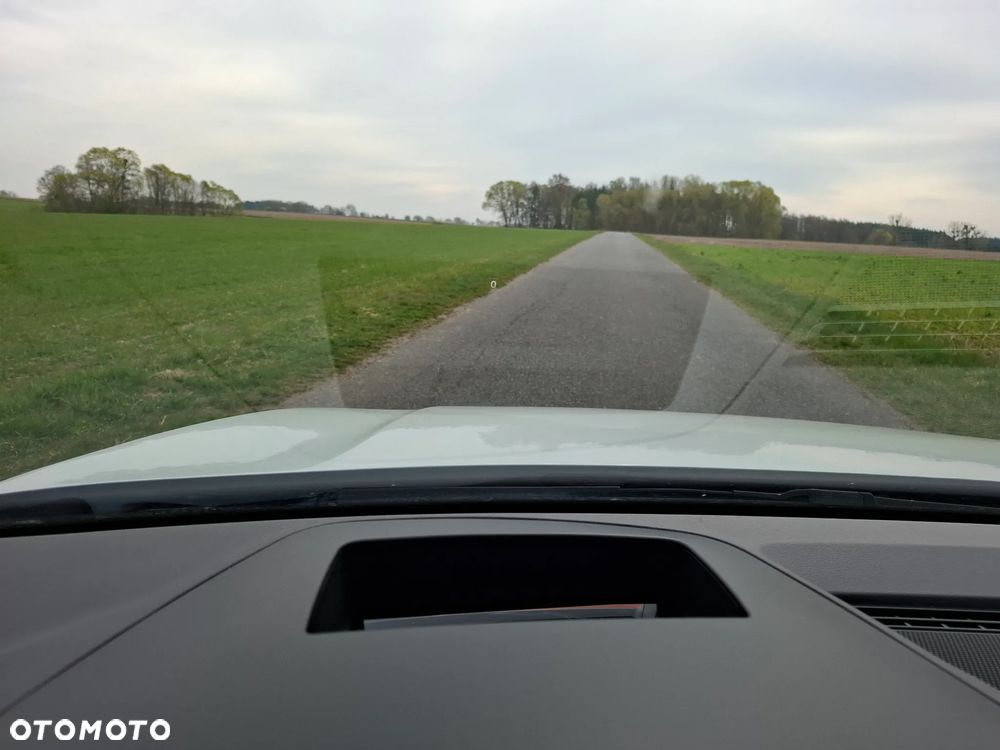 Volkswagen Golf 2.0 TDI SCR DSG Style - 21