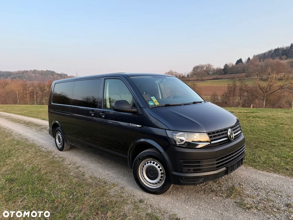 Volkswagen Multivan 2.0 TDI L2 Comfortline DSG - 2