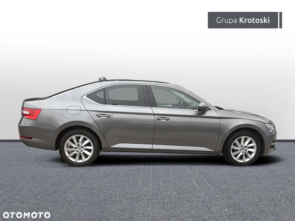 Skoda Superb 1.5 TSI Ambition DSG - 7