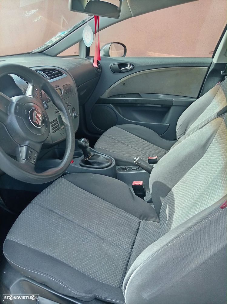 SEAT Leon - 4