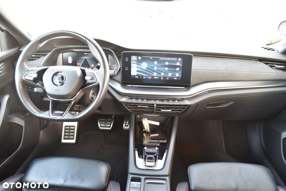 Skoda Octavia 2.0 TDI RS DSG - 11