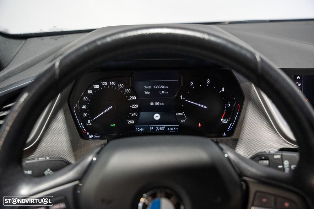 BMW 116 d Auto - 32