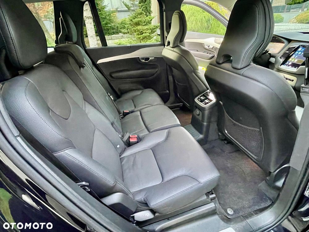 Volvo XC 90 T8 AWD Plug-In Hybrid Plus Dark 7os - 10