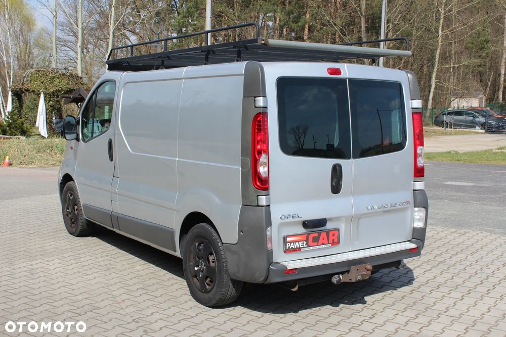 Opel Vivaro - 7