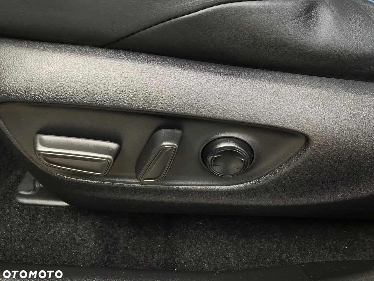 Toyota RAV4 2.5 Hybrid Selection 4x4 - 23