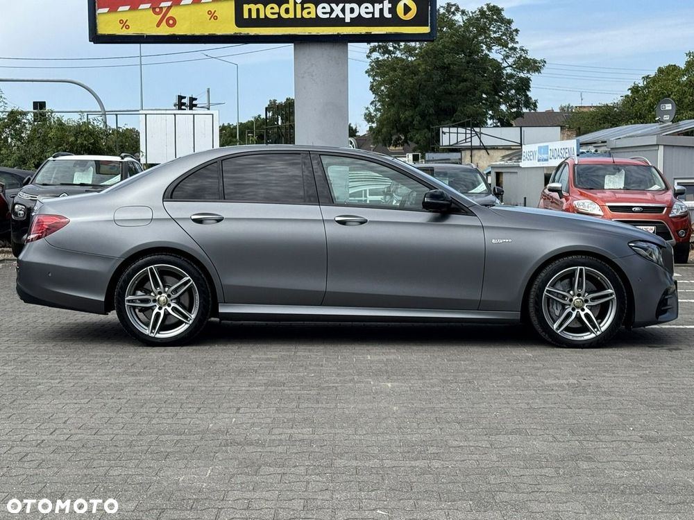 Mercedes-Benz Klasa E AMG 43 4Matic 9G-TRONIC - 16