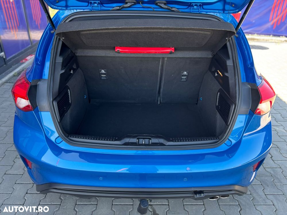 Ford Focus 1.5 EcoBlue ST-Line - 11