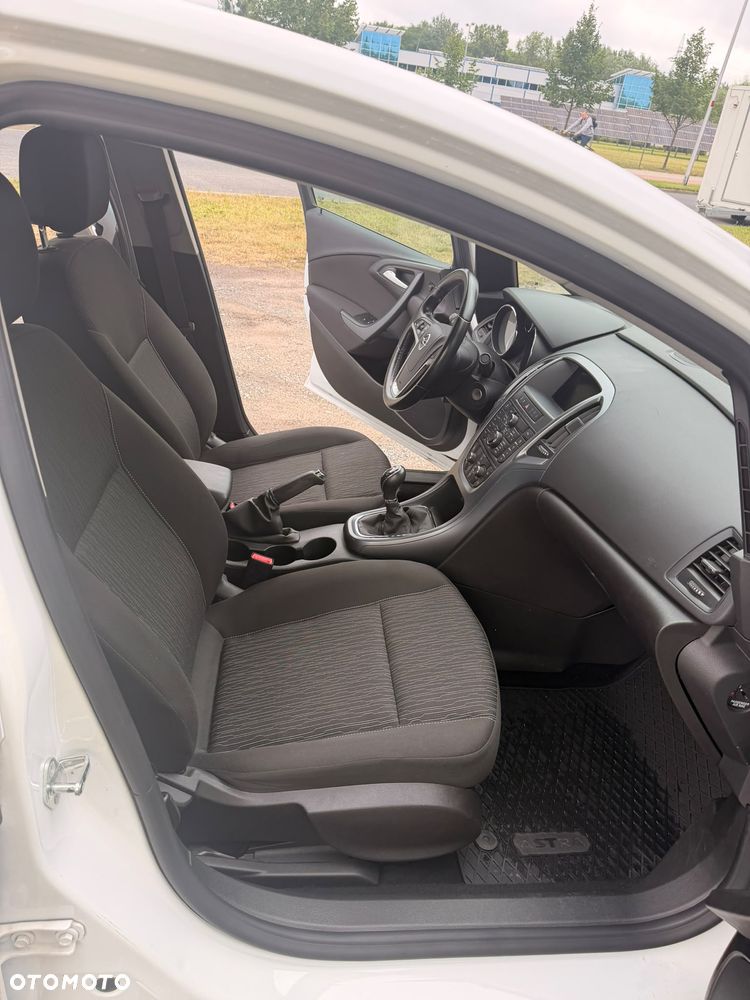 Opel Astra - 17