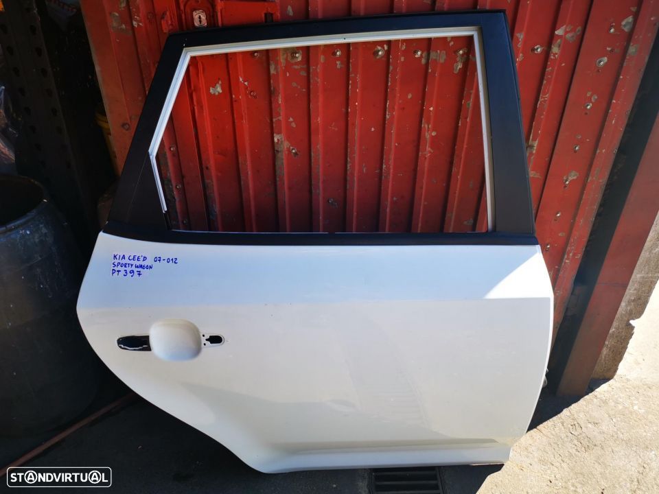 KIA CEED SPORTY WAGON PORTA TRÁS DIREITA - PT397 - 1