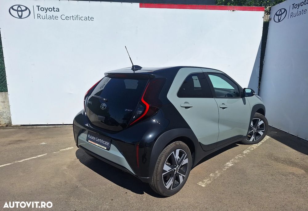 Toyota Aygo X 1.5l HEV 116CP Dynamic - 9
