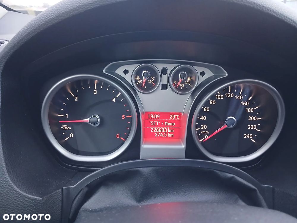 Ford Kuga 2.0 TDCi Titanium - 8