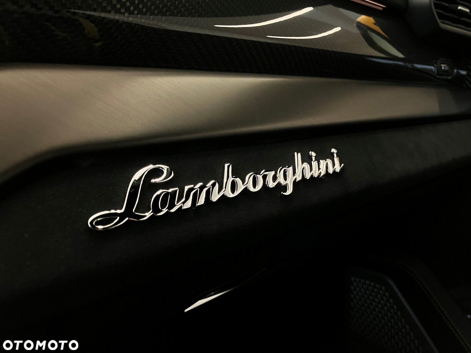 Lamborghini Urus - 14