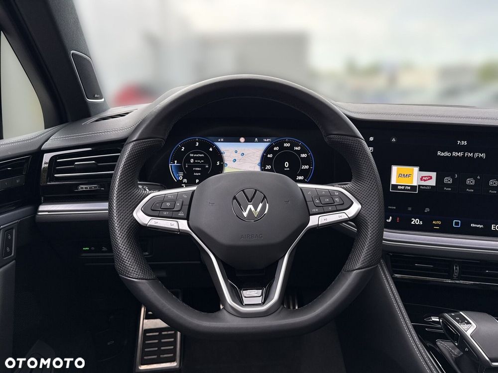 Volkswagen Touareg - 24