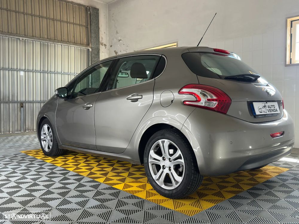 Peugeot 208 e-HDi FAP 92 Stop&Start Style - 6