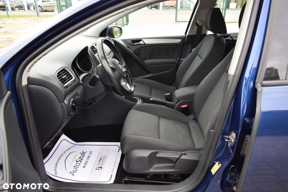 Volkswagen Golf - 16