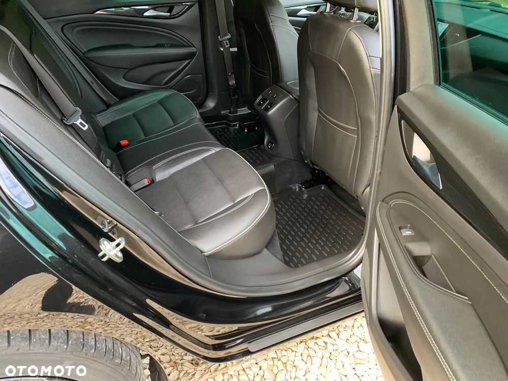 Opel Insignia - 38
