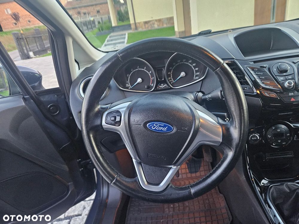 Ford Fiesta 1.25 Titanium - 24