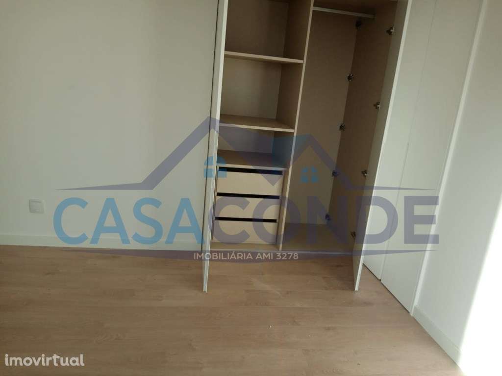 Moradia Isolada Duplex C/Piscina - Grande imagem: 2/56