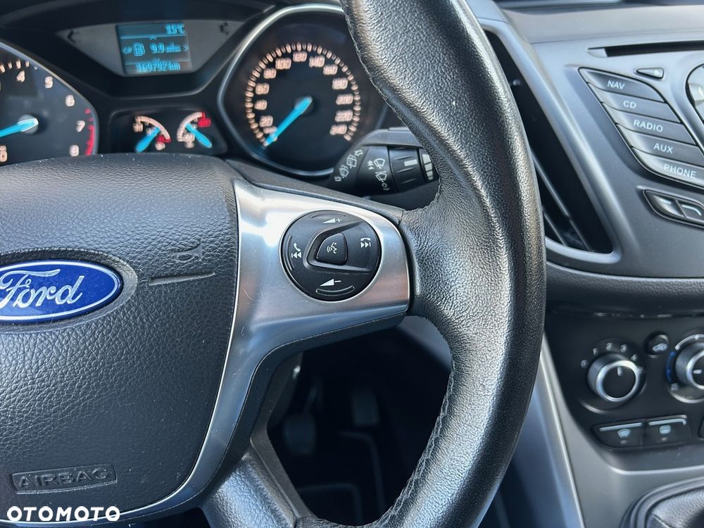 Ford Kuga - 22