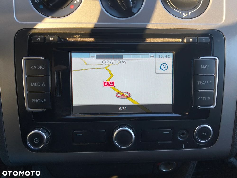 Volkswagen Touran 1.6 - 15