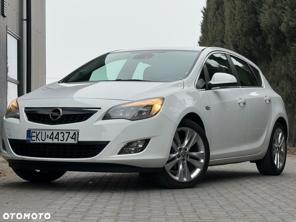Opel Astra 1.4 Turbo - 2
