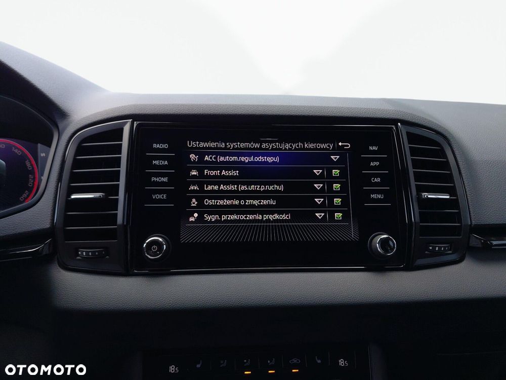 Skoda Karoq 1.5 TSI ACT Sportline DSG - 31