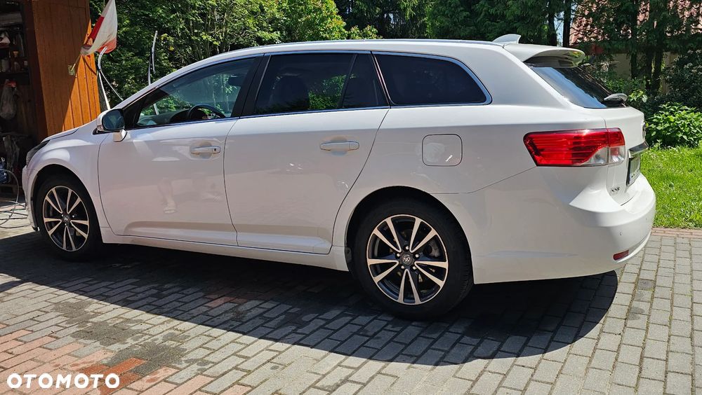Toyota Avensis 2.0 Sol plus EU5 - 2