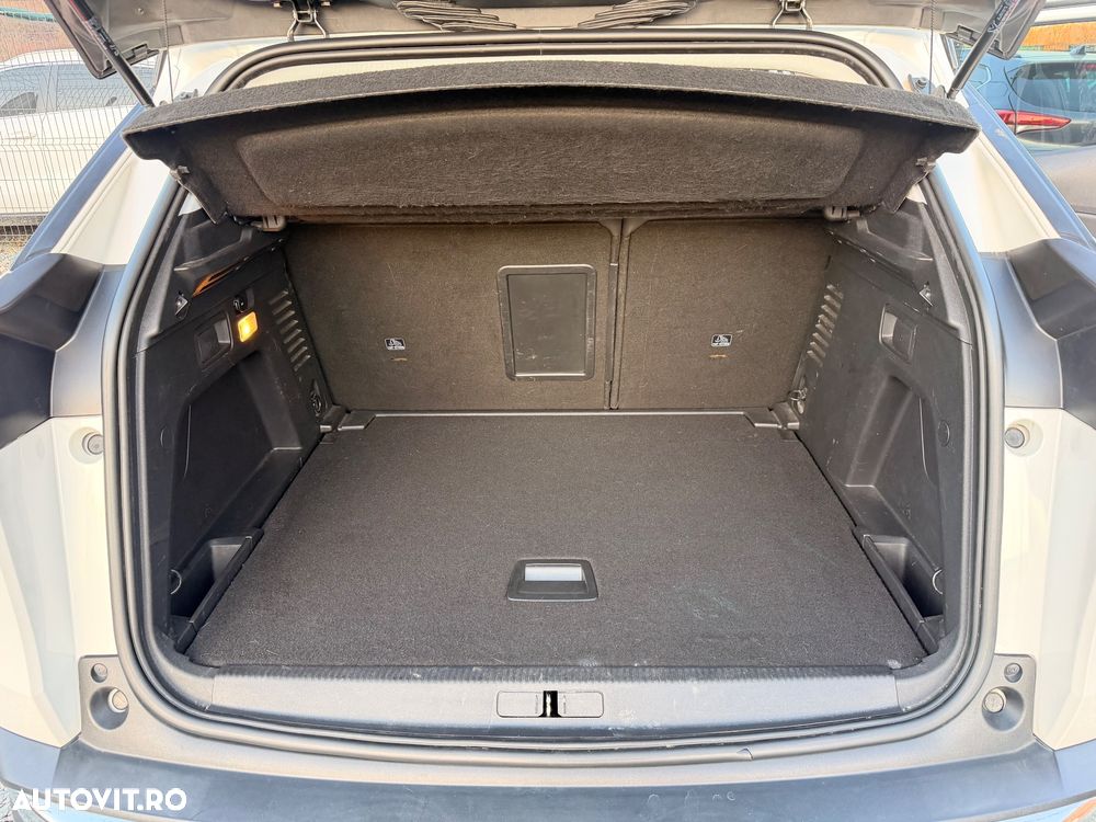 Peugeot 3008 PureTech 130 Stop & Start GPF Allure - 18