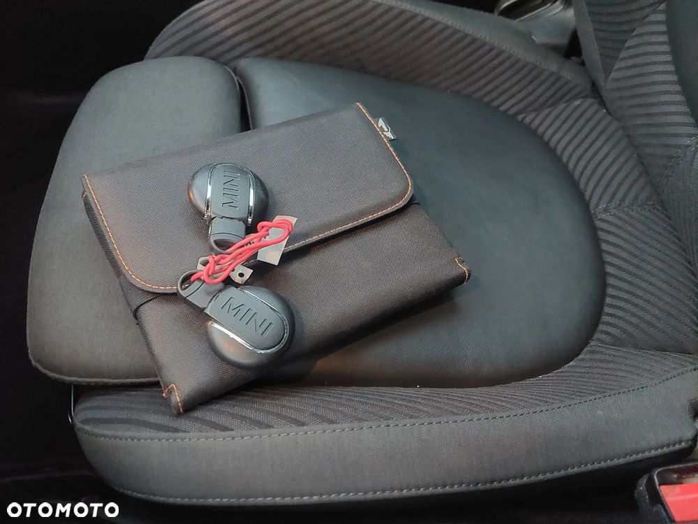 MINI Clubman Cooper S ALL4 - 16