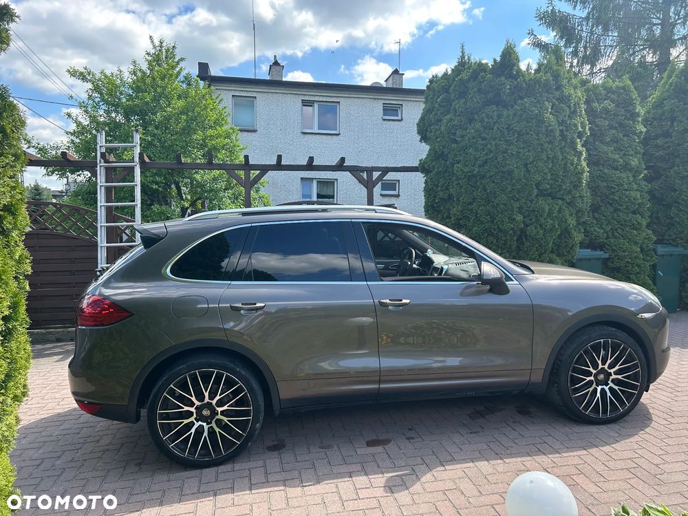 Porsche Cayenne Platinum Edition - 6