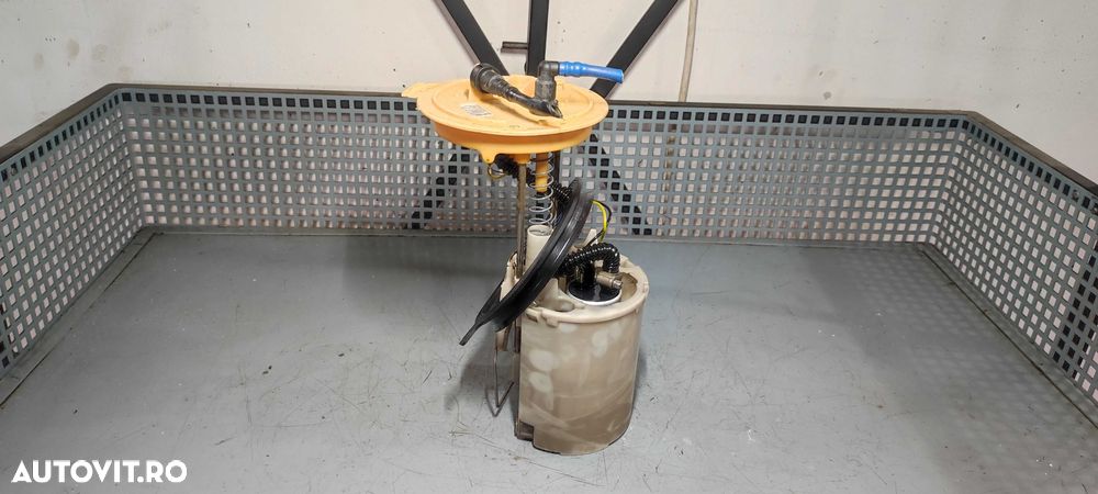 Pompa combustibil volkswagen vw passat b6 break 1.9 BLS cod 3C0919050G - 1