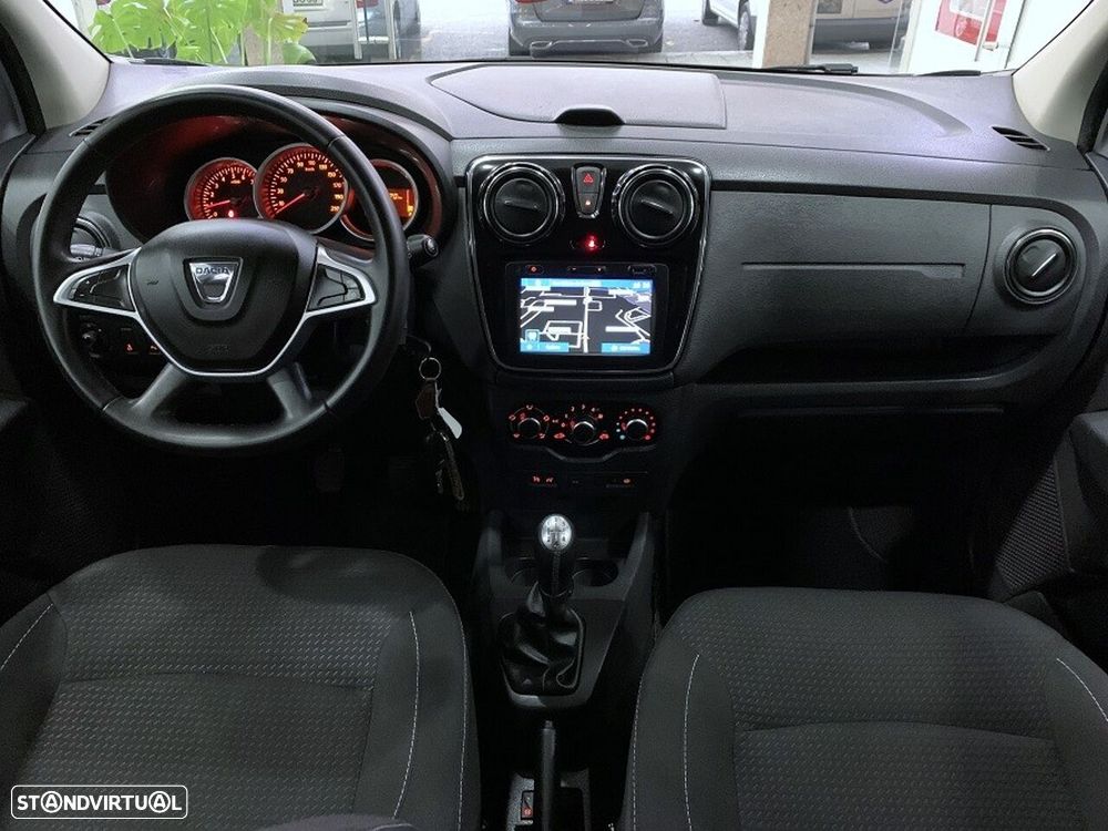 Dacia Lodgy 1.2 TCe Confort 7L - 16