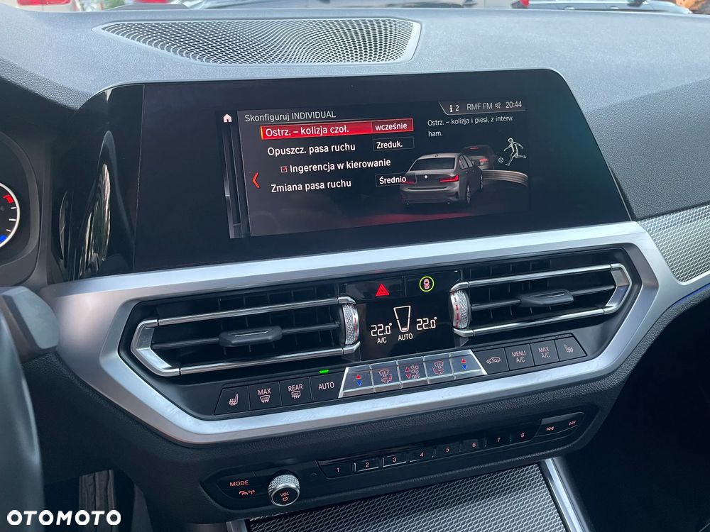 BMW Seria 3 320d Edition M Sport Shadow - 31