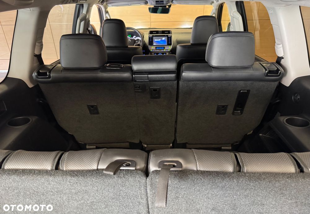 Toyota Land Cruiser LC 2.8 D-4D Invincible - 13