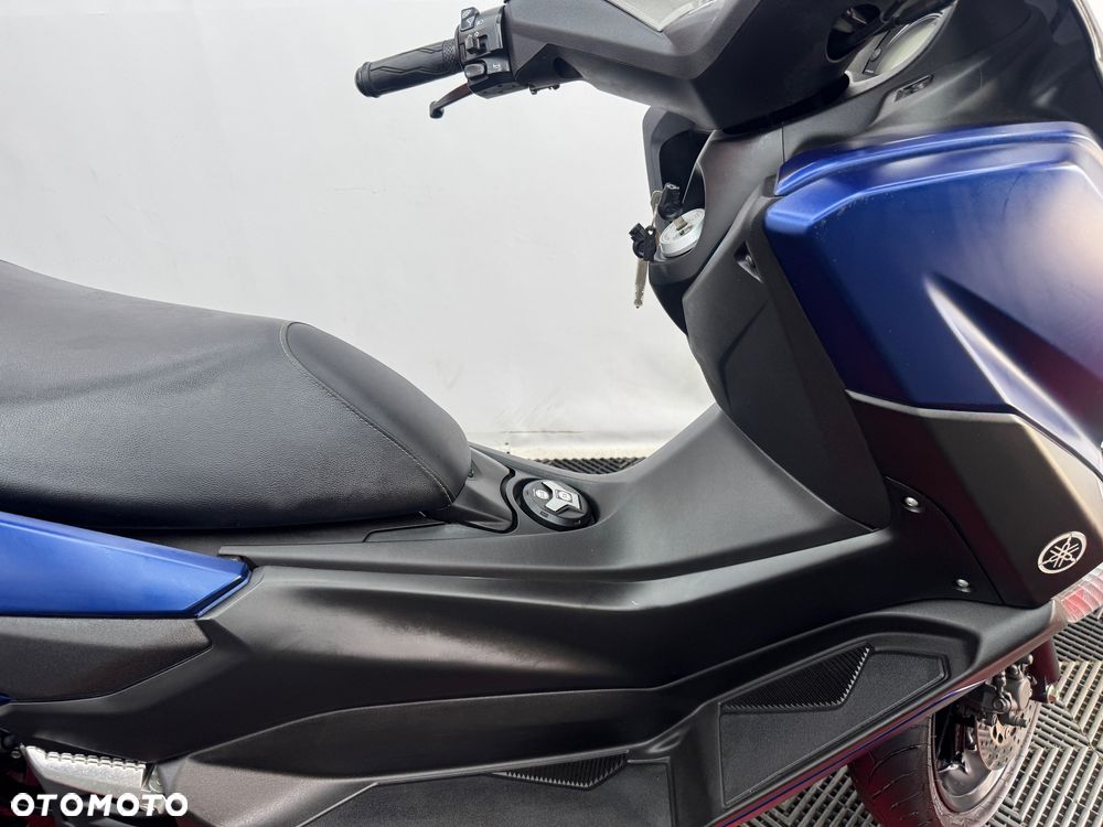 Yamaha NMAX - 31
