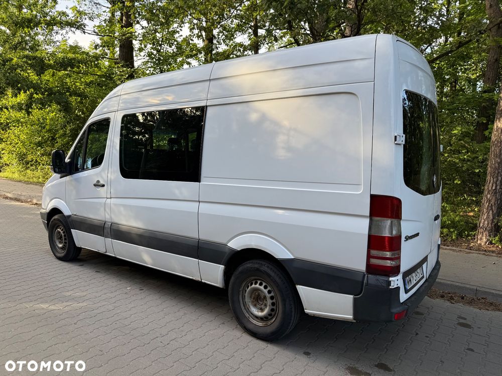 Mercedes-Benz Sprinter - 11