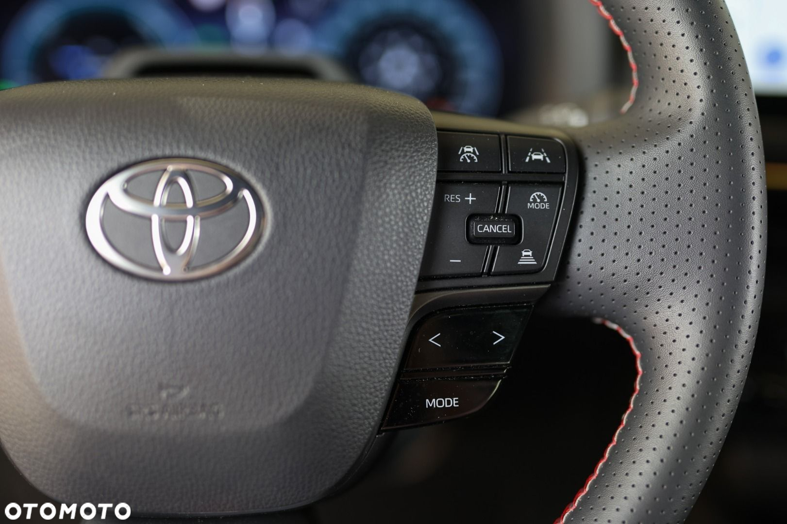 Toyota C-HR - 12